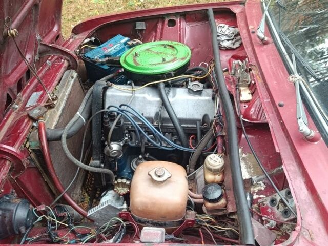 Красный ВАЗ 2103, объемом двигателя 0 л и пробегом 200 тыс. км за 261 $, фото 7 на Automoto.ua