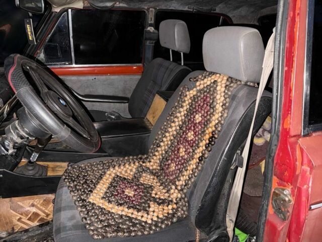 Красный ВАЗ 2103, объемом двигателя 1.5 л и пробегом 120 тыс. км за 600 $, фото 7 на Automoto.ua