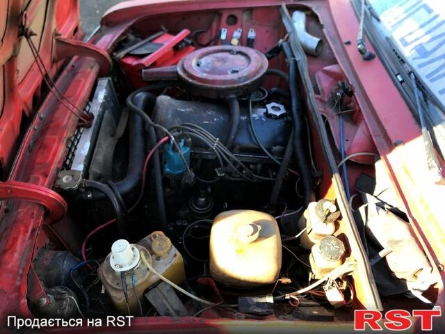 Красный ВАЗ 2103, объемом двигателя 1.5 л и пробегом 111 тыс. км за 699 $, фото 6 на Automoto.ua
