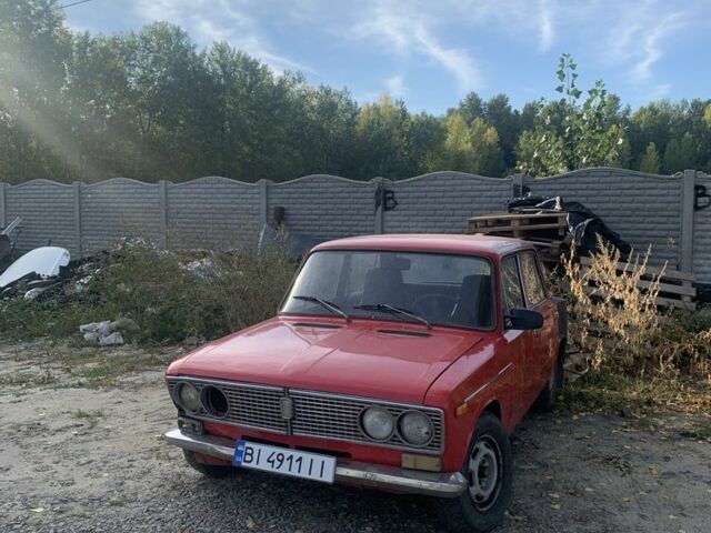Красный ВАЗ 2103, объемом двигателя 1.5 л и пробегом 50 тыс. км за 728 $, фото 3 на Automoto.ua