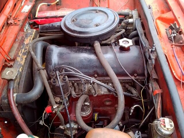 Красный ВАЗ 2103, объемом двигателя 1.2 л и пробегом 0 тыс. км за 750 $, фото 4 на Automoto.ua