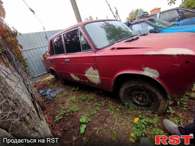 Красный ВАЗ 2103, объемом двигателя 1.3 л и пробегом 77 тыс. км за 216 $, фото 2 на Automoto.ua