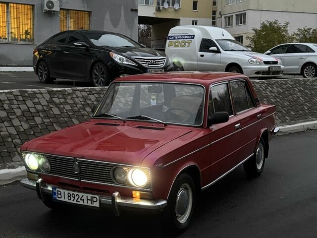 Красный ВАЗ 2103, объемом двигателя 1.3 л и пробегом 100 тыс. км за 1800 $, фото 4 на Automoto.ua