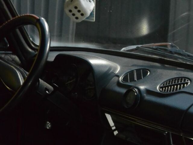 Красный ВАЗ 2103, объемом двигателя 1.3 л и пробегом 100 тыс. км за 1800 $, фото 6 на Automoto.ua