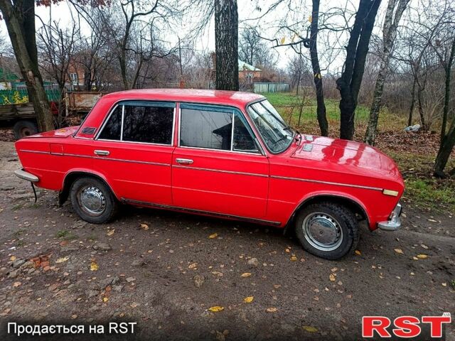 Красный ВАЗ 2103, объемом двигателя 1.5 л и пробегом 0 тыс. км за 560 $, фото 2 на Automoto.ua