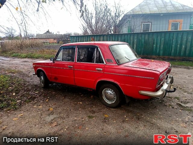 Красный ВАЗ 2103, объемом двигателя 1.5 л и пробегом 0 тыс. км за 560 $, фото 1 на Automoto.ua