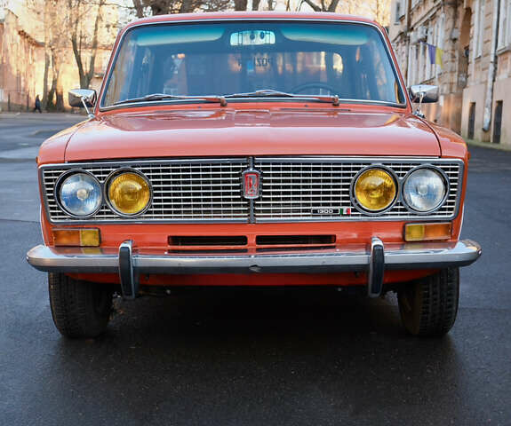 Красный ВАЗ 2103, объемом двигателя 1.3 л и пробегом 63 тыс. км за 3300 $, фото 3 на Automoto.ua