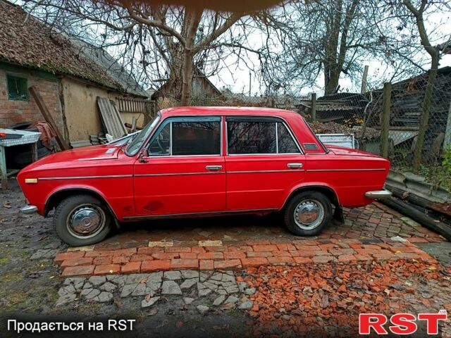 Красный ВАЗ 2103, объемом двигателя 1.5 л и пробегом 0 тыс. км за 560 $, фото 5 на Automoto.ua
