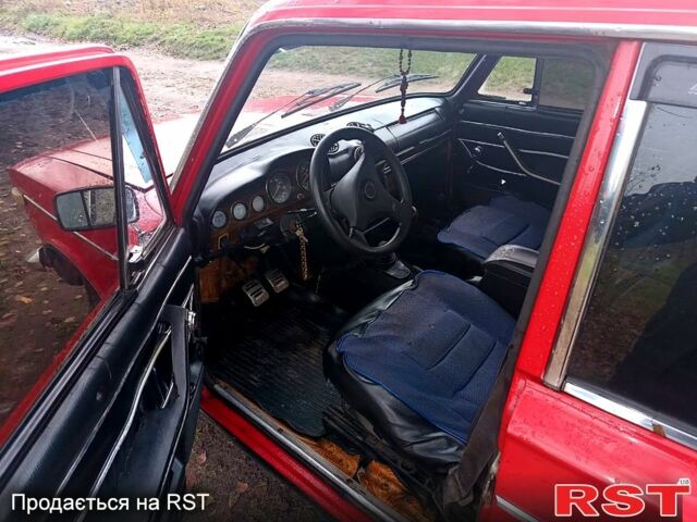 Красный ВАЗ 2103, объемом двигателя 1.5 л и пробегом 0 тыс. км за 560 $, фото 6 на Automoto.ua