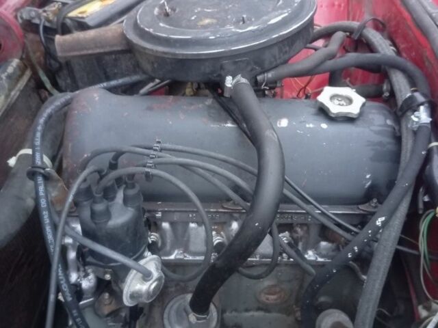 ВАЗ 2103 1982 в Бурштыне на Automoto.ua Красный ВАЗ 2103, объемом двигателя 1.5 л и пробегом 200 тыс. км за 525 $, фото 4 на Automoto.ua