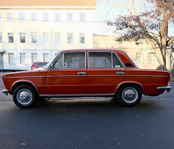 Красный ВАЗ 2103, объемом двигателя 1.3 л и пробегом 63 тыс. км за 3300 $, фото 5 на Automoto.ua