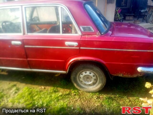 Красный ВАЗ 2103, объемом двигателя 1.3 л и пробегом 0 тыс. км за 360 $, фото 2 на Automoto.ua