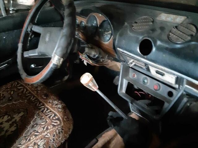 ВАЗ 2103 1983 в Веселиново на Automoto.ua Красный ВАЗ 2103, объемом двигателя 0 л и пробегом 15 тыс. км за 429 $, фото 6 на Automoto.ua