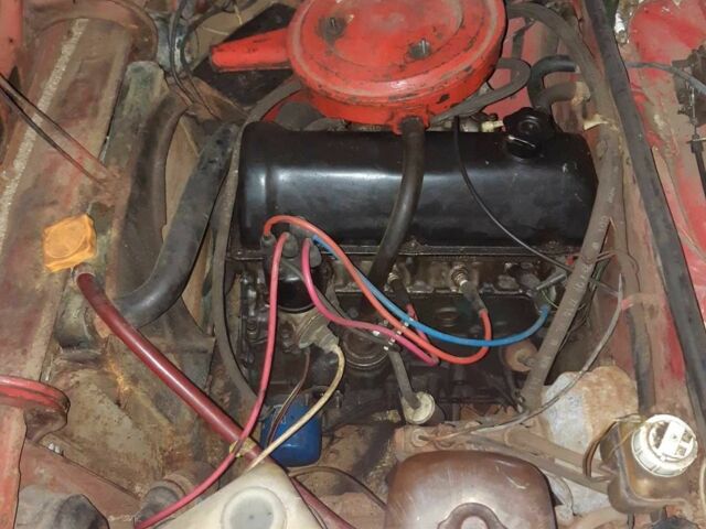 ВАЗ 2103 1983 в Веселиново на Automoto.ua Красный ВАЗ 2103, объемом двигателя 0 л и пробегом 15 тыс. км за 429 $, фото 9 на Automoto.ua