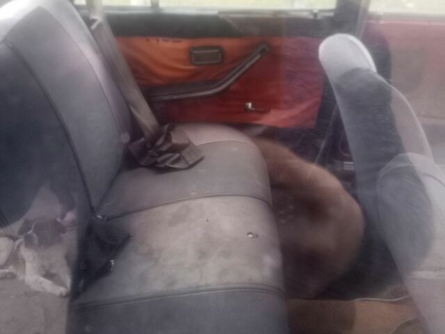 Червоний ВАЗ 2103, об'ємом двигуна 1.3 л та пробігом 200 тис. км за 286 $, фото 6 на Automoto.ua