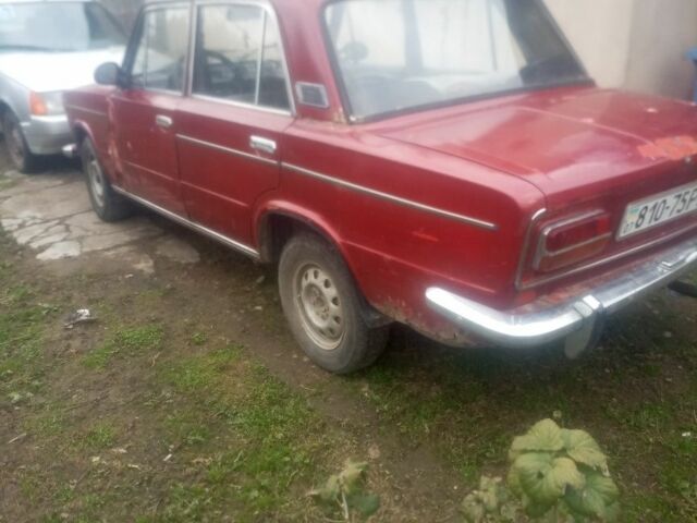 Червоний ВАЗ 2103, об'ємом двигуна 1.3 л та пробігом 200 тис. км за 286 $, фото 2 на Automoto.ua