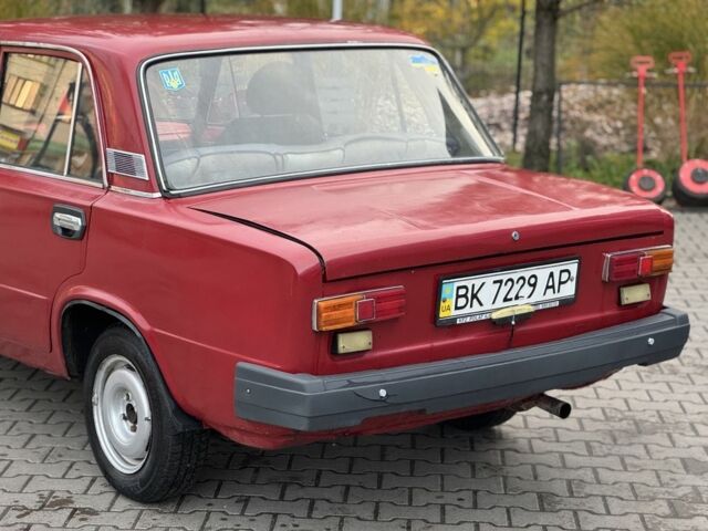 Красный ВАЗ 2103, объемом двигателя 1.2 л и пробегом 12 тыс. км за 630 $, фото 5 на Automoto.ua