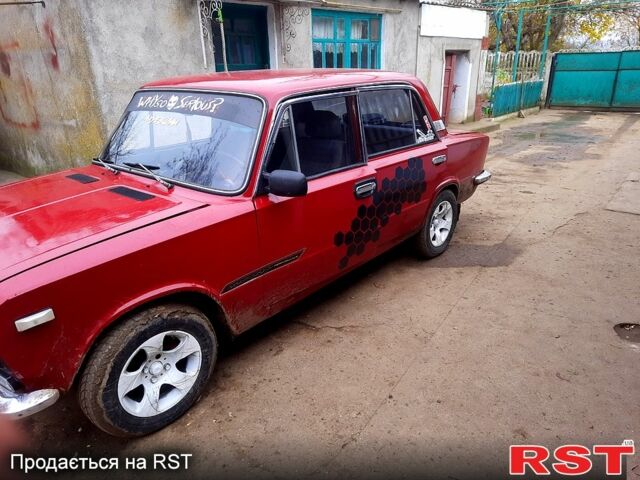 Красный ВАЗ 2103, объемом двигателя 1.6 л и пробегом 0 тыс. км за 800 $, фото 11 на Automoto.ua
