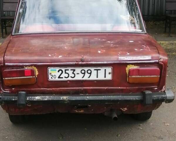 Красный ВАЗ 2103, объемом двигателя 0 л и пробегом 200 тыс. км за 450 $, фото 1 на Automoto.ua
