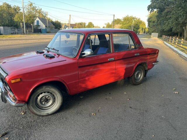 Червоний ВАЗ 2103, об'ємом двигуна 1.5 л та пробігом 420 тис. км за 450 $, фото 1 на Automoto.ua