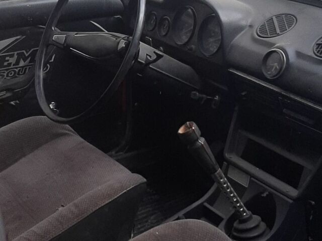 Красный ВАЗ 2103, объемом двигателя 0 л и пробегом 1000 тыс. км за 238 $, фото 5 на Automoto.ua