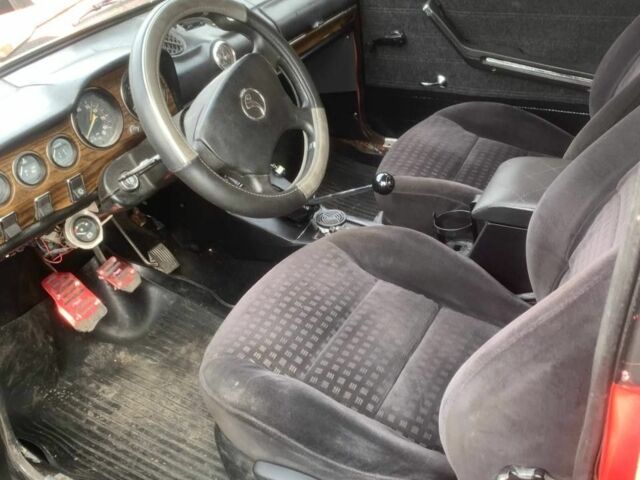 ВАЗ 2103 1986 в Черкассах на Automoto.ua Красный ВАЗ 2103, объемом двигателя 0 л и пробегом 2 тыс. км за 716 $, фото 3 на Automoto.ua