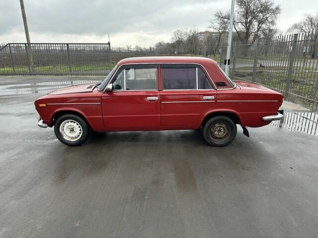 Червоний ВАЗ 2103, об'ємом двигуна 0 л та пробігом 200 тис. км за 900 $, фото 4 на Automoto.ua