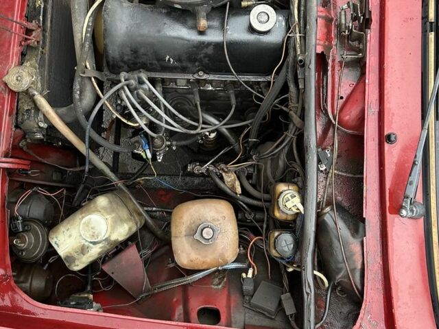 Червоний ВАЗ 2103, об'ємом двигуна 0 л та пробігом 200 тис. км за 900 $, фото 7 на Automoto.ua