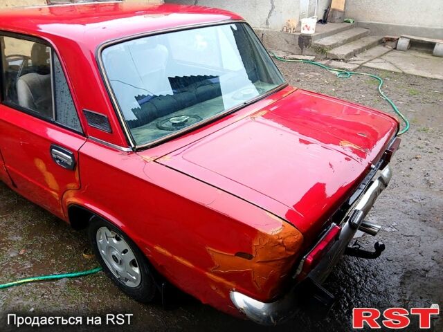 Красный ВАЗ 2103, объемом двигателя 1.5 л и пробегом 300 тыс. км за 450 $, фото 5 на Automoto.ua