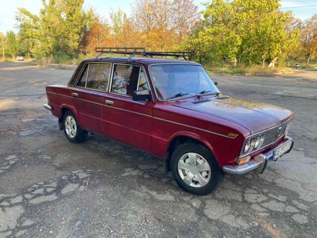 Красный ВАЗ 2103, объемом двигателя 0 л и пробегом 19 тыс. км за 656 $, фото 2 на Automoto.ua