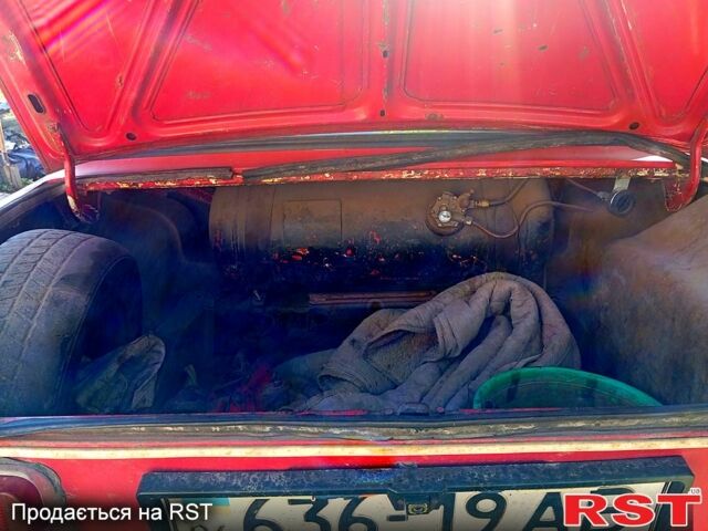 Червоний ВАЗ 2103, об'ємом двигуна 1.6 л та пробігом 0 тис. км за 470 $, фото 2 на Automoto.ua