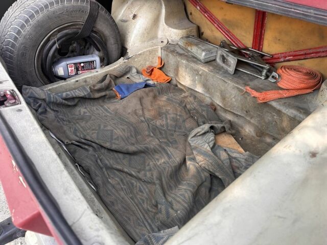 Красный ВАЗ 2103, объемом двигателя 1.5 л и пробегом 150 тыс. км за 600 $, фото 13 на Automoto.ua