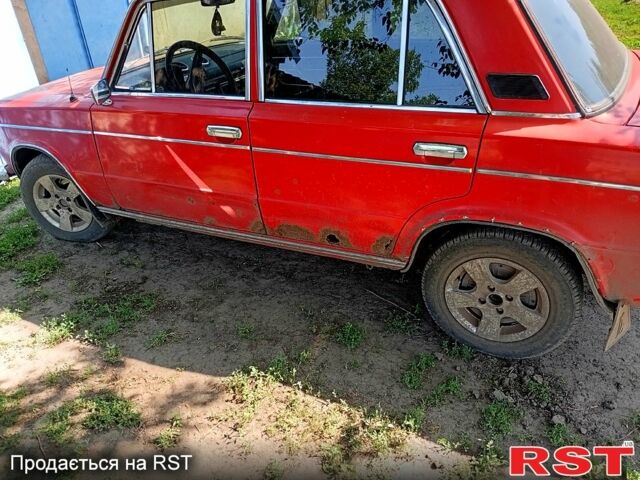 Красный ВАЗ 2103, объемом двигателя 1.5 л и пробегом 86 тыс. км за 700 $, фото 2 на Automoto.ua