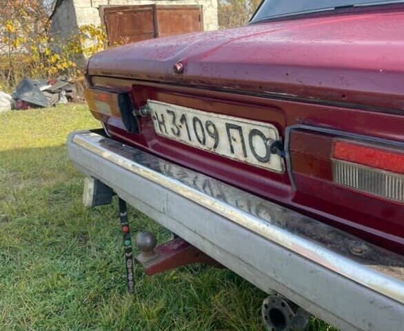 ВАЗ 2103 2005 в Смеле на Automoto.ua Красный ВАЗ 2103, объемом двигателя 0 л и пробегом 100 тыс. км за 441 $, фото 2 на Automoto.ua