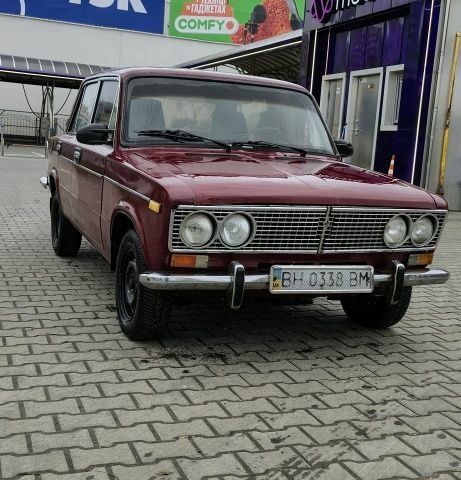 Червоний ВАЗ 2103, об'ємом двигуна 1.5 л та пробігом 75 тис. км за 700 $, фото 1 на Automoto.ua