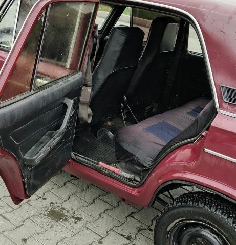 Червоний ВАЗ 2103, об'ємом двигуна 1.5 л та пробігом 75 тис. км за 700 $, фото 4 на Automoto.ua