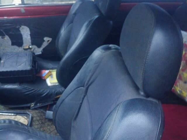 Червоний ВАЗ 2103, об'ємом двигуна 1 л та пробігом 2 тис. км за 1500 $, фото 3 на Automoto.ua