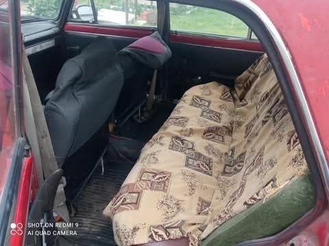 Красный ВАЗ 2103, объемом двигателя 1.2 л и пробегом 2 тыс. км за 361 $, фото 5 на Automoto.ua