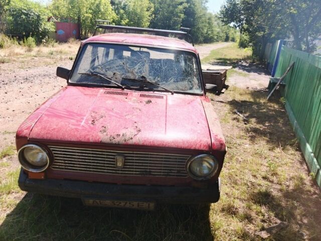 Красный ВАЗ 2103, объемом двигателя 0 л и пробегом 3 тыс. км за 14000 $, фото 4 на Automoto.ua