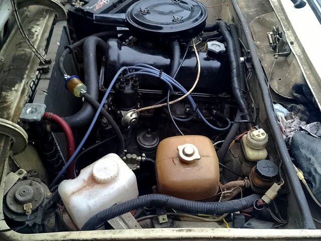 ВАЗ 2103, объемом двигателя 1.5 л и пробегом 360 тыс. км за 850 $, фото 5 на Automoto.ua