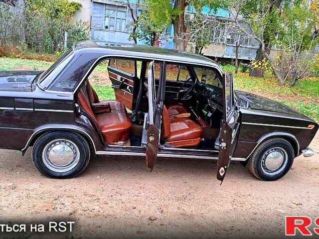 ВАЗ 2103, объемом двигателя 1.5 л и пробегом 485 тыс. км за 1000 $, фото 7 на Automoto.ua