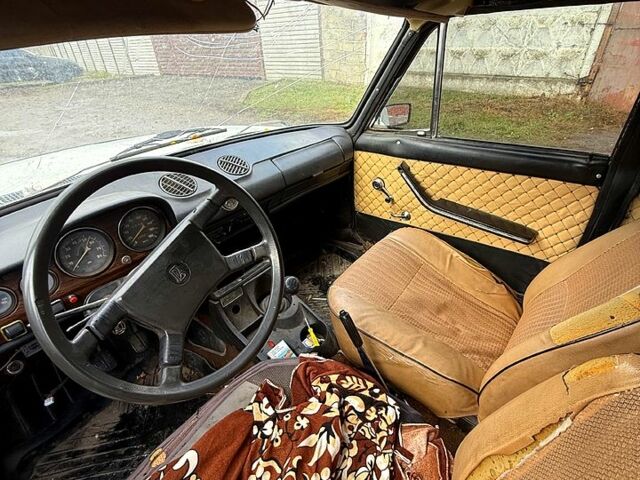 ВАЗ 2103, об'ємом двигуна 1.5 л та пробігом 240 тис. км за 300 $, фото 4 на Automoto.ua