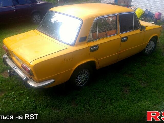 ВАЗ 2103, объемом двигателя 1.5 л и пробегом 300 тыс. км за 300 $, фото 1 на Automoto.ua