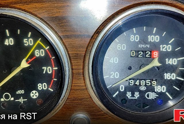 ВАЗ 2103, объемом двигателя 1.6 л и пробегом 94 тыс. км за 2200 $, фото 5 на Automoto.ua