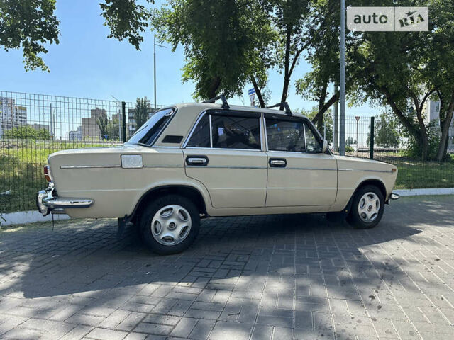 ВАЗ 2103, объемом двигателя 1.5 л и пробегом 60 тыс. км за 999 $, фото 4 на Automoto.ua