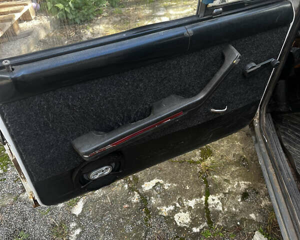 ВАЗ 2103, объемом двигателя 1.5 л и пробегом 350 тыс. км за 350 $, фото 5 на Automoto.ua