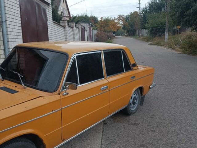 Жовтий ВАЗ 2103, об'ємом двигуна 3 л та пробігом 150 тис. км за 569 $, фото 5 на Automoto.ua