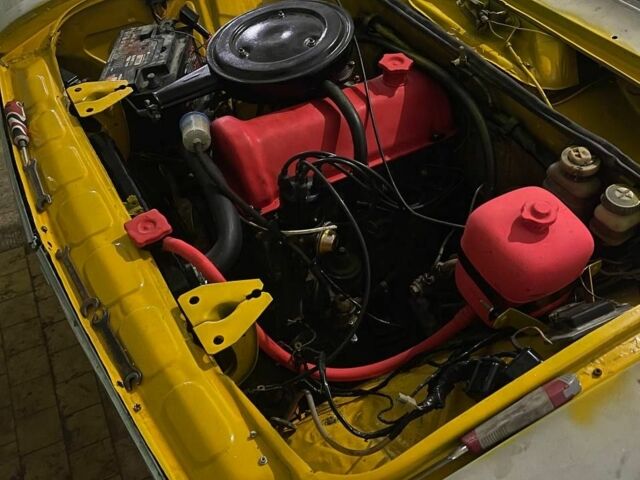 ВАЗ 2103 1974 в Одессе на Automoto.ua Желтый ВАЗ 2103, объемом двигателя 1.5 л и пробегом 400 тыс. км за 428 $, фото 1 на Automoto.ua