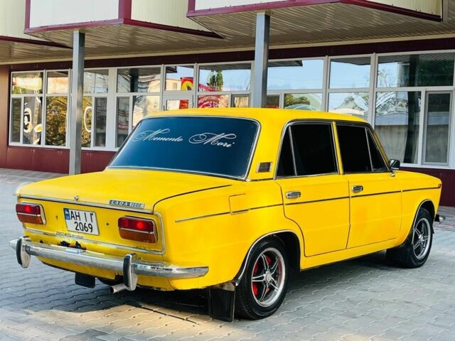 Желтый ВАЗ 2103, объемом двигателя 2 л и пробегом 5 тыс. км за 807 $, фото 9 на Automoto.ua