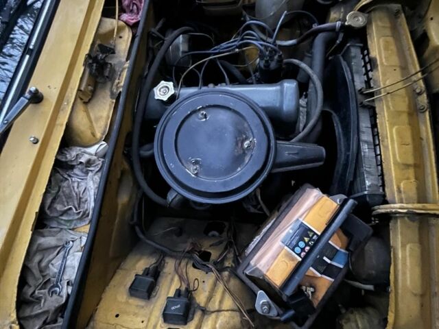 Жовтий ВАЗ 2103, об'ємом двигуна 1.3 л та пробігом 100 тис. км за 450 $, фото 5 на Automoto.ua